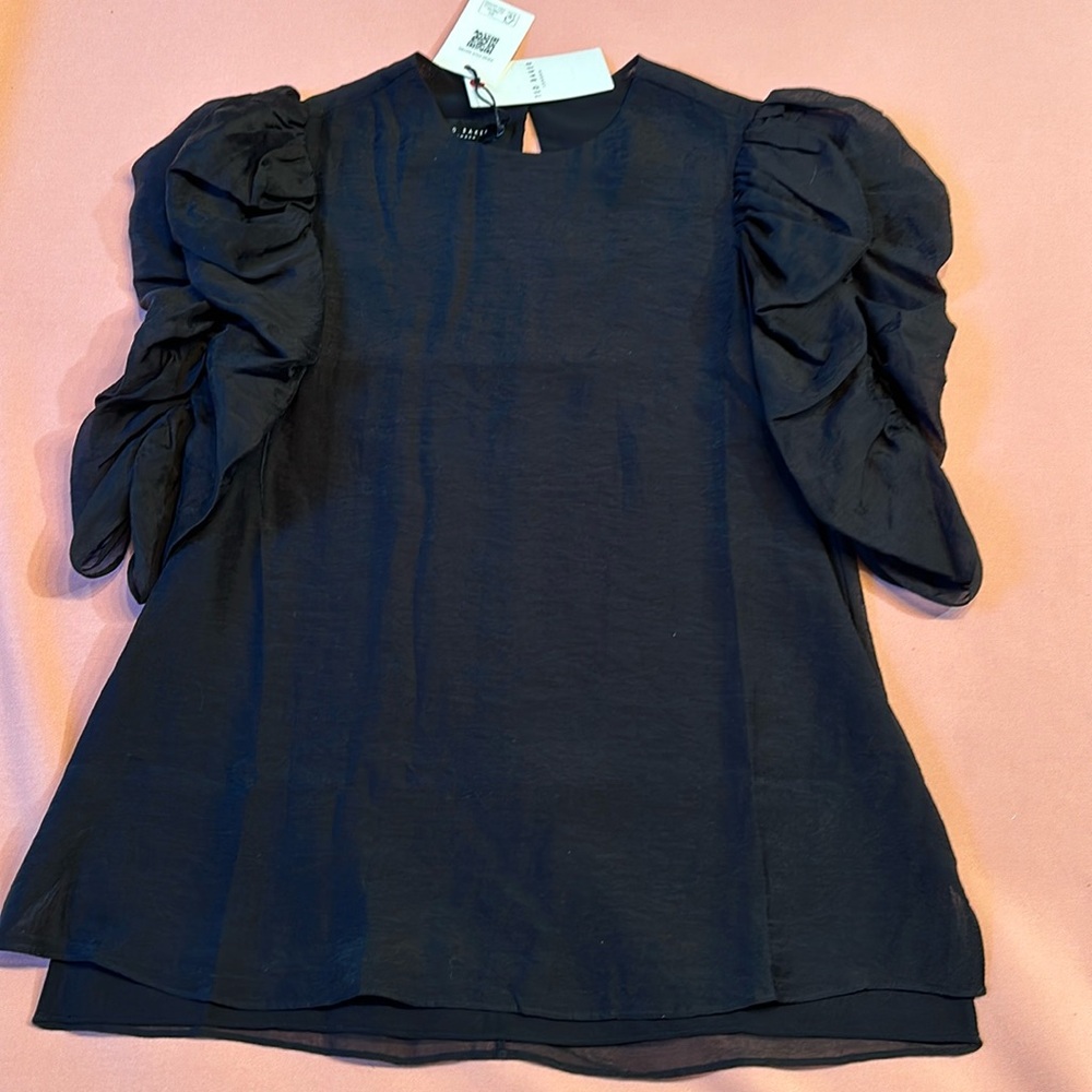 New TED BAKER Lined Top. Black.  Fits Loose. Size 0.